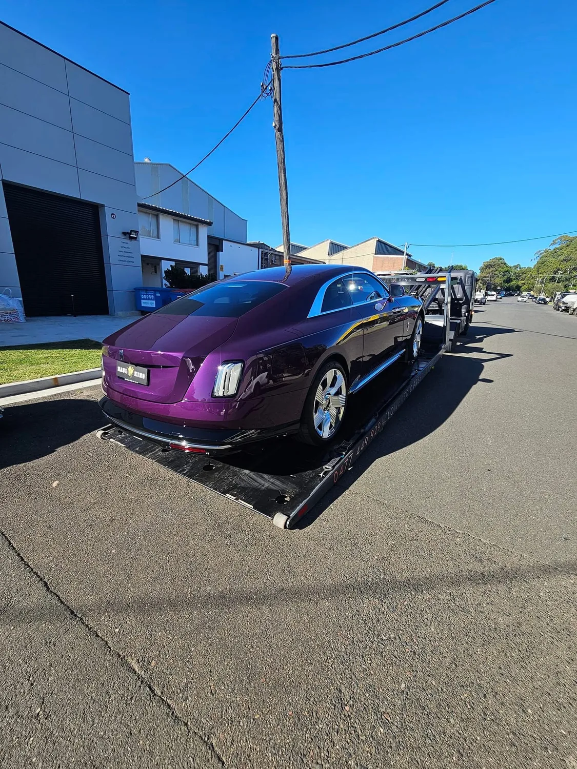 Rolls-Royce loaded on Haul King's tray in Sydney