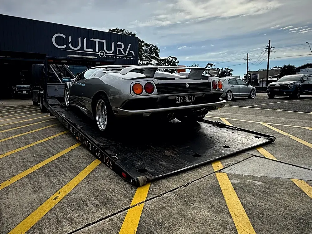Lamborghini Diablo collected from Cultura Automotive, Alexandria